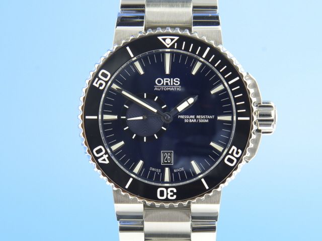 Oris Aquis Small Second Date