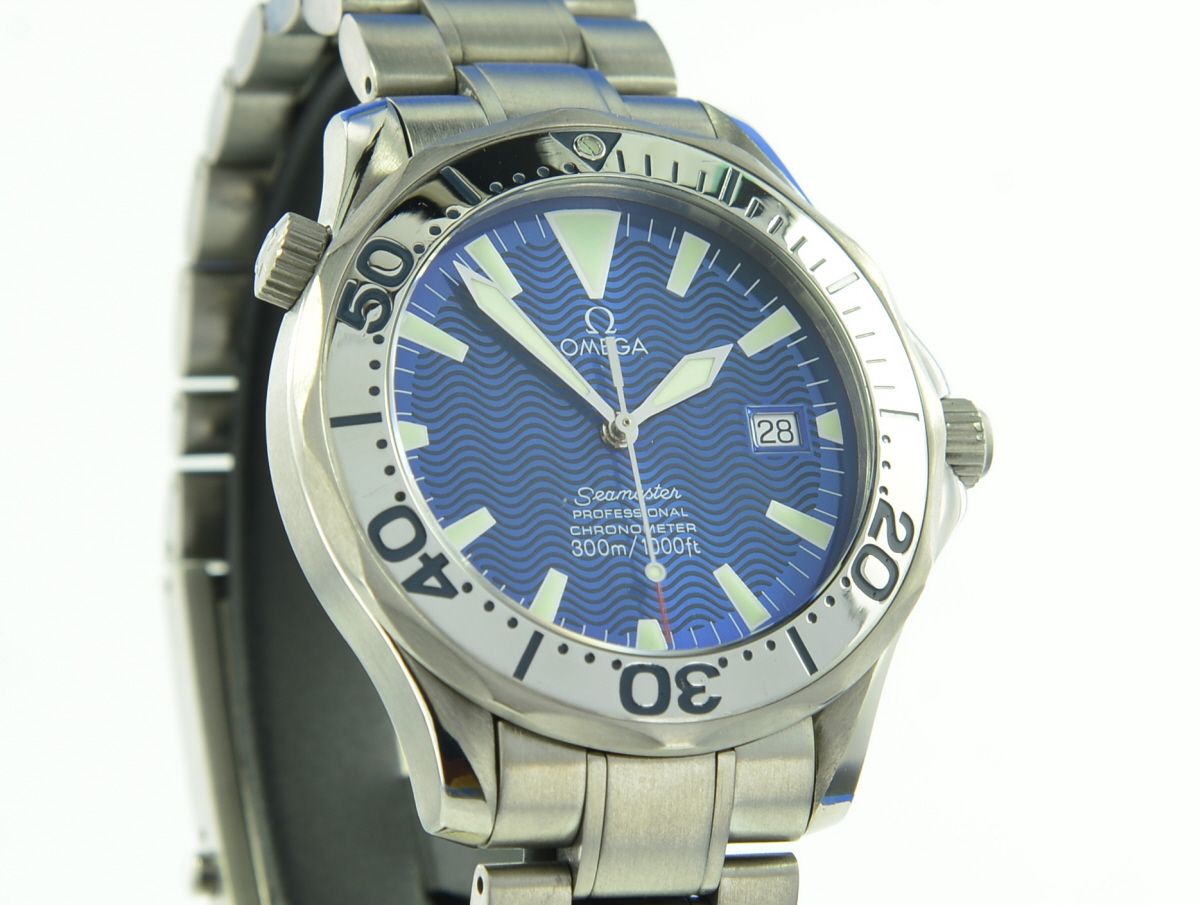 Omega Seamaster Diver 300M Automatik Titan