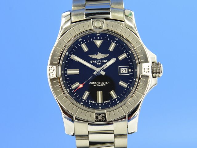 Breitling Avenger Automatic 43