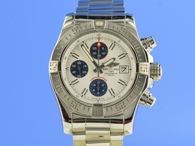 Breitling Avenger II JAPAN Limited Edition 500St.
