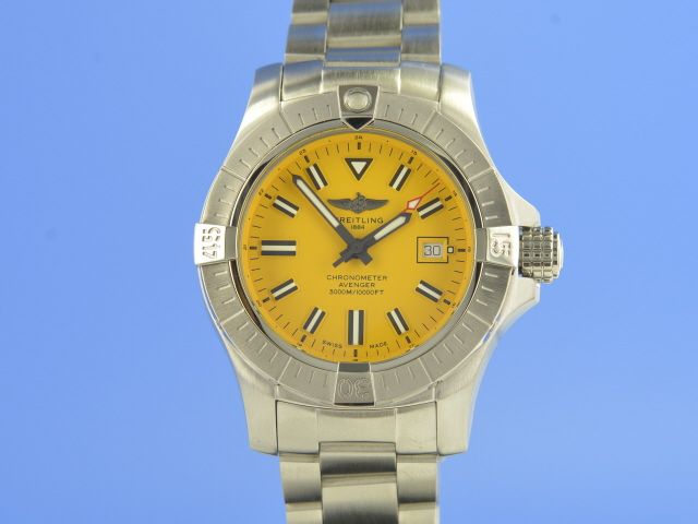 Breitling Avenger II Seawolf