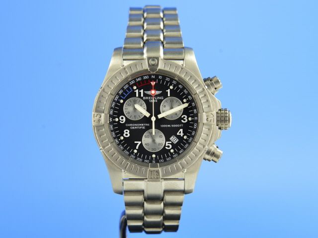 Breitling Chrono Avenger M1