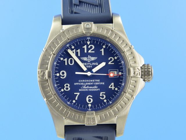 Breitling Avenger Seawolf Titan Automatik
