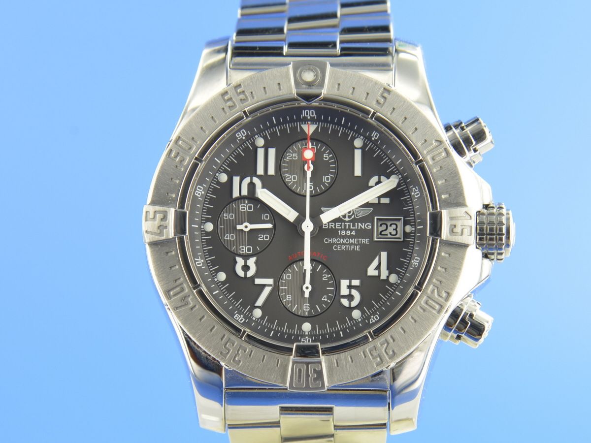 Breitling Avenger Skyland