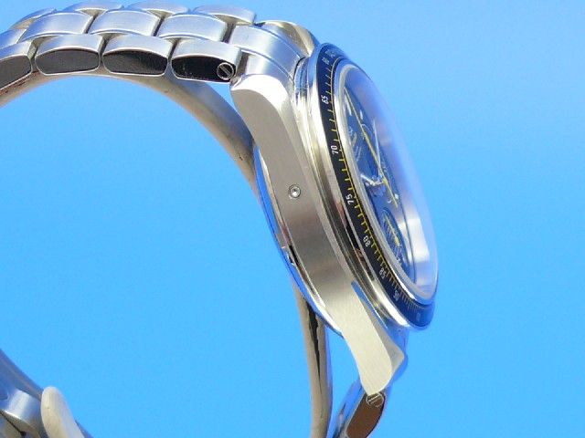 Omega Speedmaster Racing Co-Axial Chronograph 40 mm