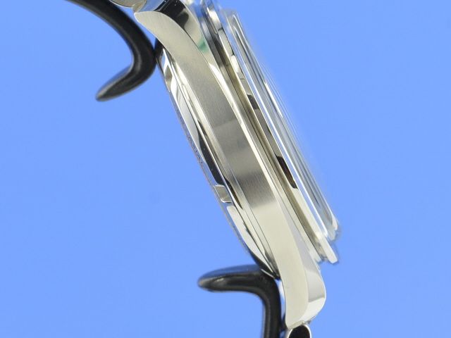 Omega Speedmaster Moonwatch Co-Axial Master Chronometer