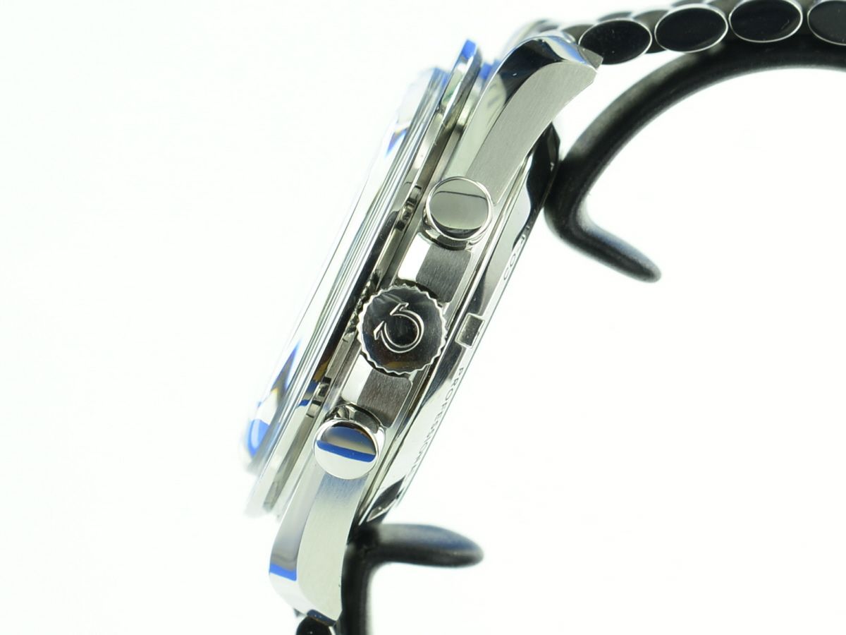 Omega Speedmaster Professional Moonwatch Co-Axial Master Chronometer