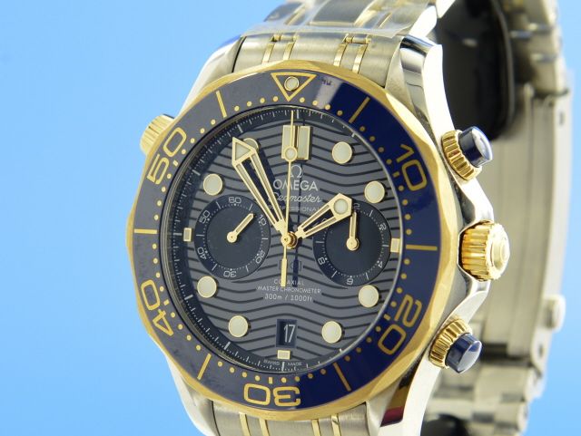 Omega Seamaster Diver 300M Co-Axial Master Chronometer 44 mm