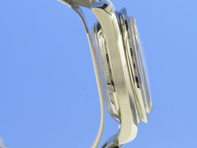 Omega Speedmaster Moonwatch Co-Axial Master Chronometer Mondphase