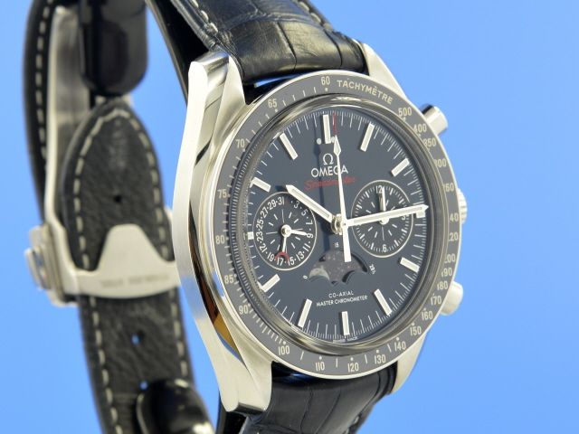 Omega Speedmaster Moonwatch Master Co-Axial Moondphase