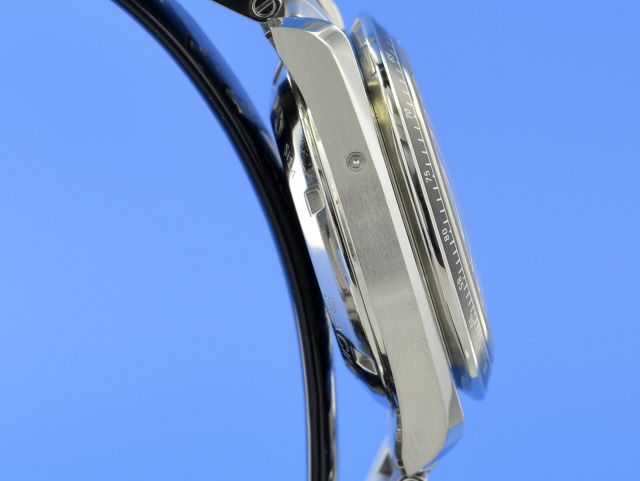 Omega Speedmaster Racing Co-Axial