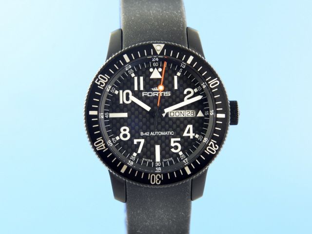 Fortis B-42 Black Edition Carbon Dial
