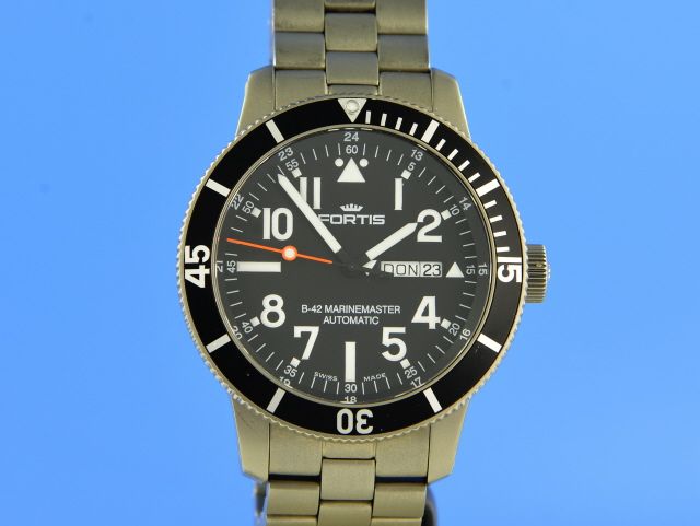 Fortis B-42 Day Date Titan