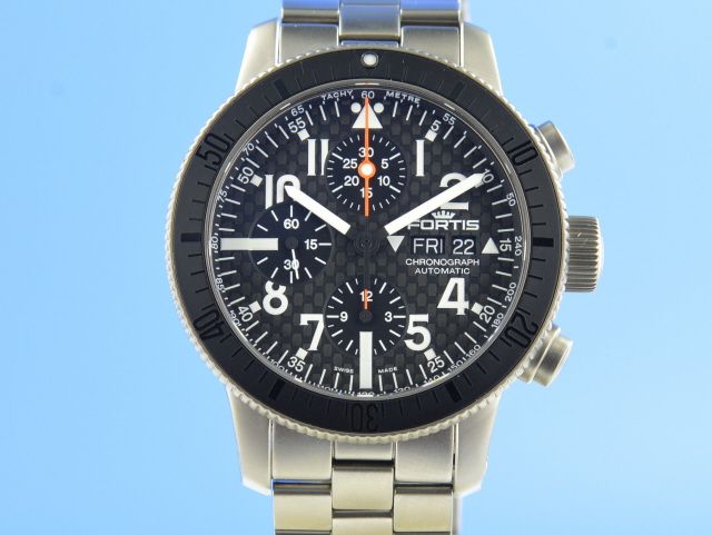 Fortis B-42 Titanium Carbon Dial Chronograph