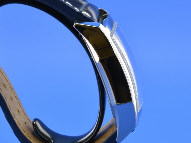 Breitling for Bentley Flying B Jumping Hour XL