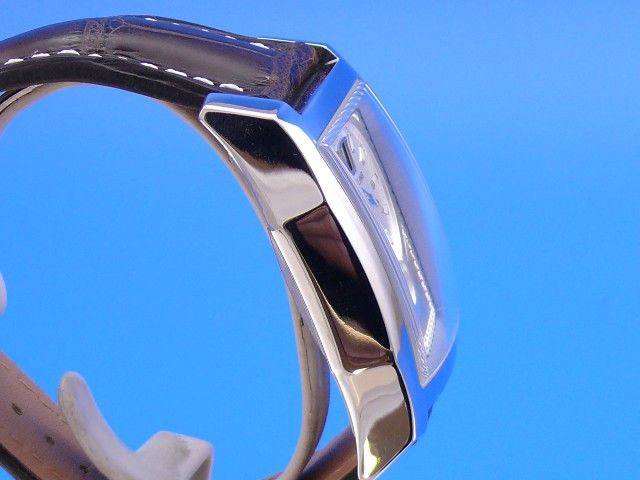 Breitling For Bentley Flying B Springende Stunde