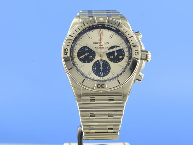 Breitling Chronomat B01 42