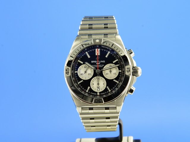 Breitling Chronomat B01 42