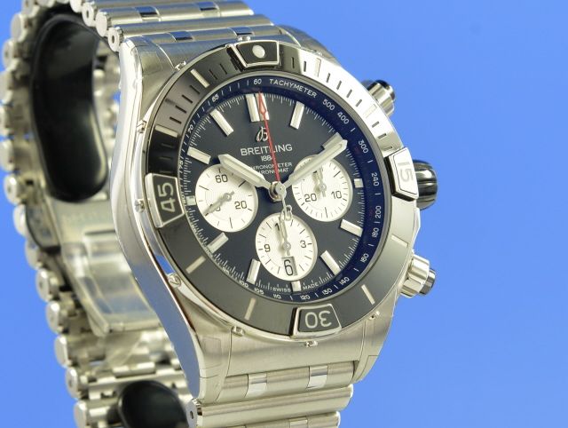 Breitling Super Chronomat B01 44