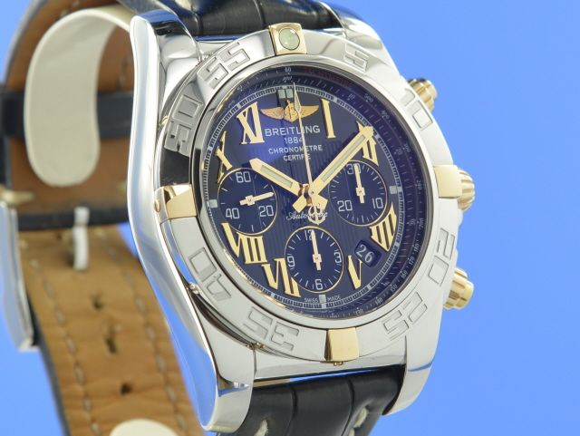 Breitling Chronomat 44 B01