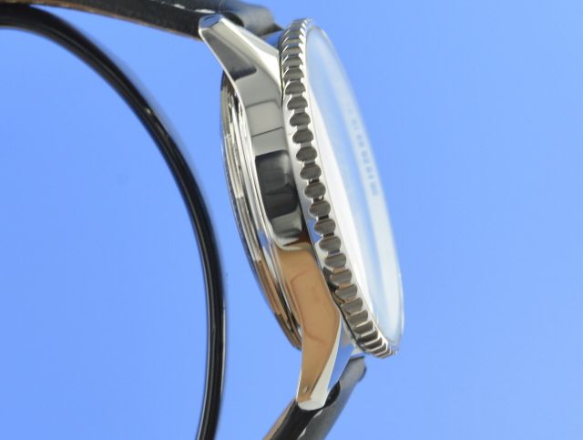 Breitling Navitimer B01 GMT B04 World