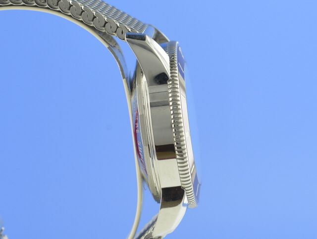 Breitling Superocean Heritage II B20