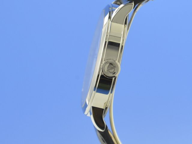 Baume & Mercier Classima Mondphase