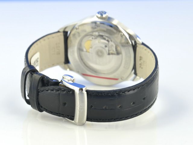 Baume & Mercier Clifton