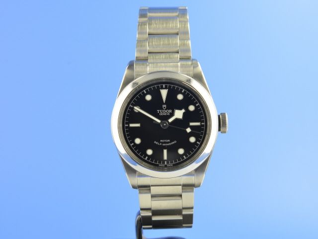 Tudor Black Bay