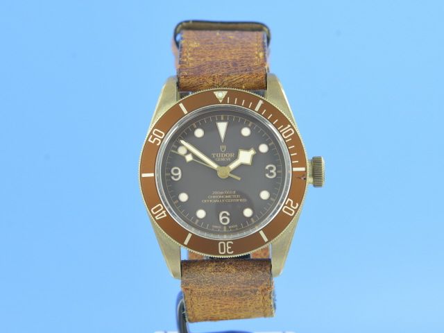 Tudor Black Bay Bronze 43 mm 79250BM