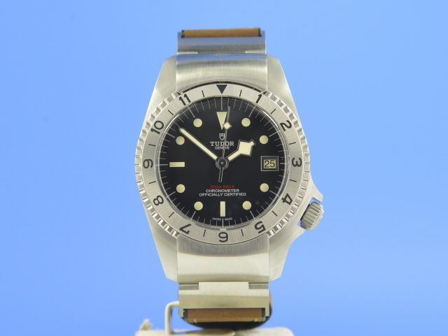 Tudor Black Bay P01