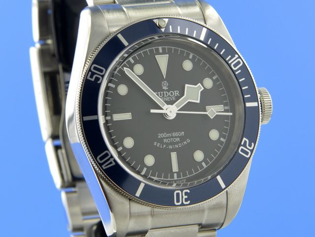Tudor Heritage Black Bay