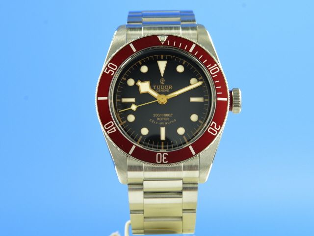 Tudor Heritage Black Bay
