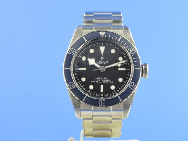 Tudor Heritage Black Bay