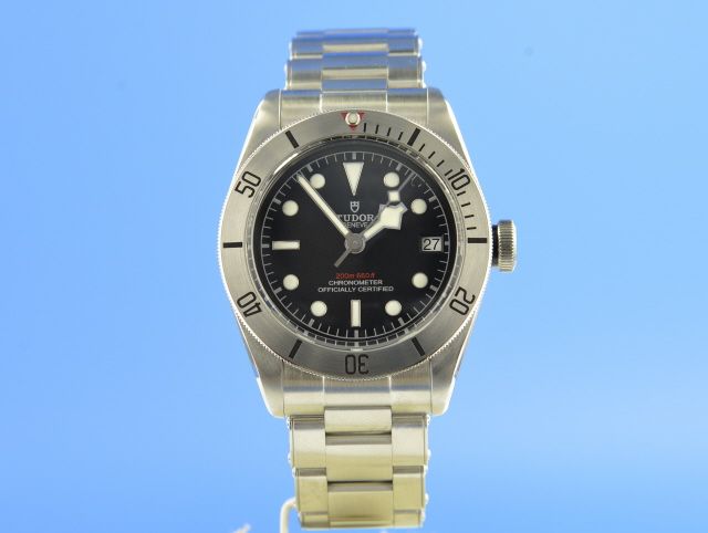 Tudor Heritage Black Bay