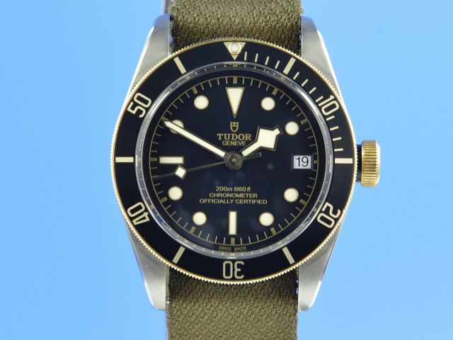 Tudor Black Bay Stahl / Gold