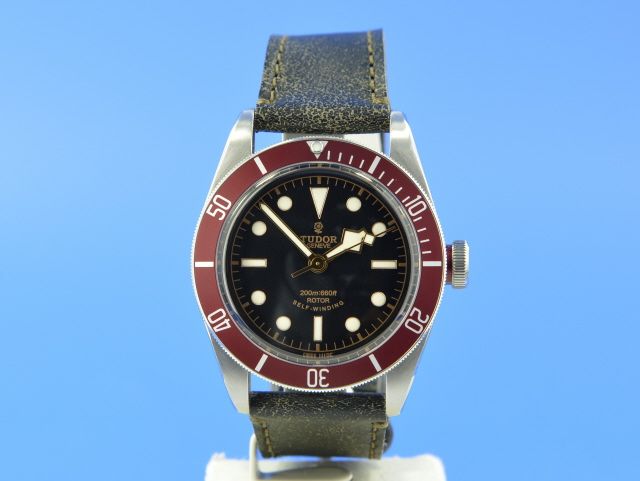 Tudor Heritage Black Bay