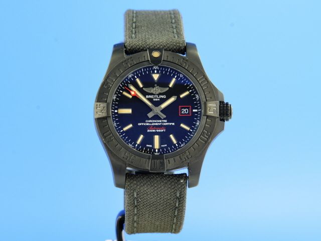 Breitling Avenger Blackbird 44