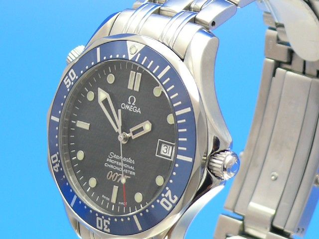 Omega Seamaster Diver 300M James Bond 007 Edition