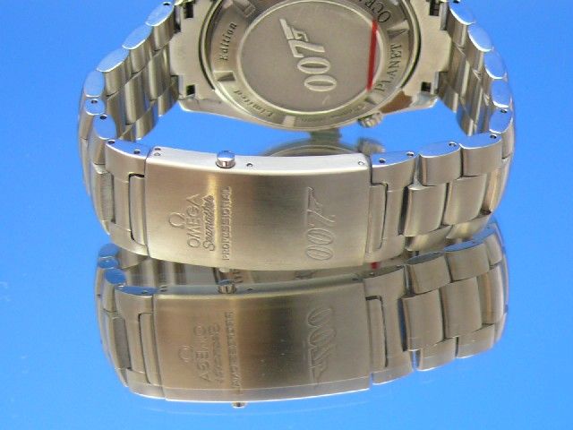 OMEGA Seamaster Planet Ocean Quantum of Solace James Bond 007