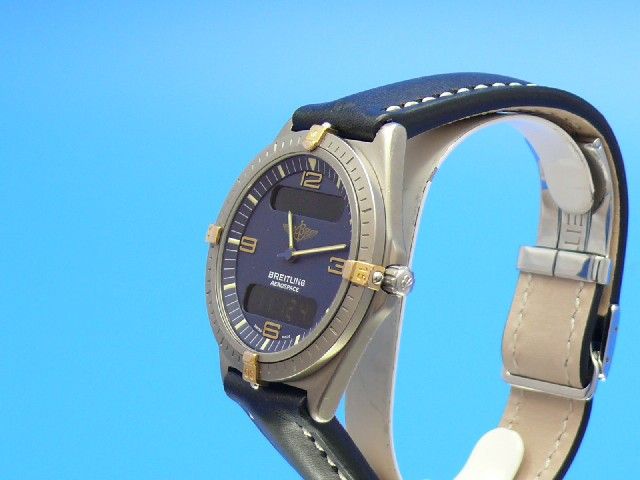 Breitling Aerospace Titan/Gold