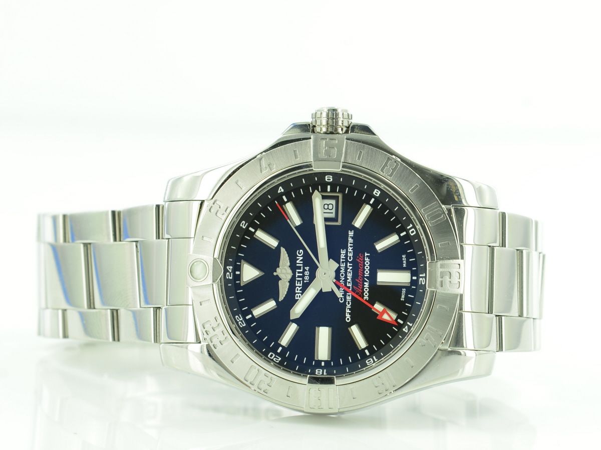 Breitling Aevnger II GMT A32390