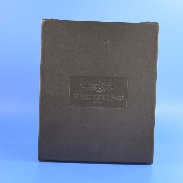 Breitling Avenger Automatic 43