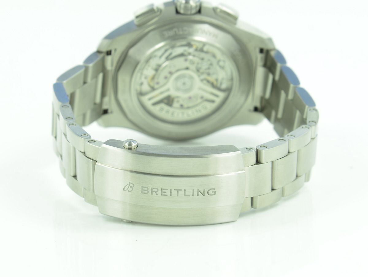 Breitling Avenger B01 Chronograph AB 0147 Stahl Automatik