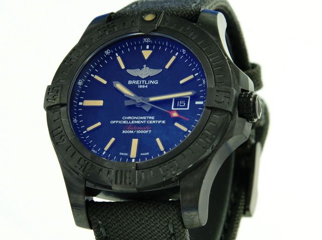 Breitling Avenger Blackbird 44 Titan Ref. V17310