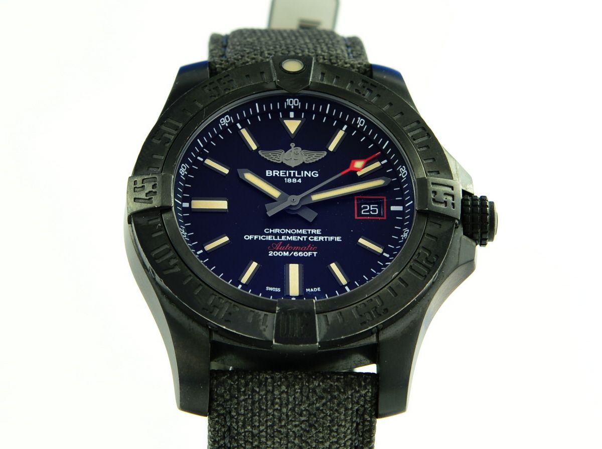 Breitling Avenger Blackbird 44