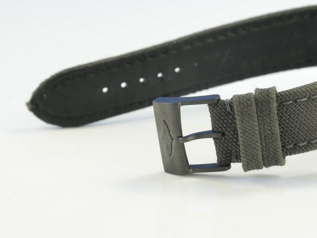 Breitling Avenger Blackbird 44