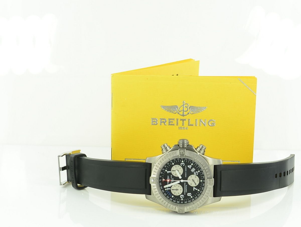 Breitling Avenger Chrono Avenger M1 Titan