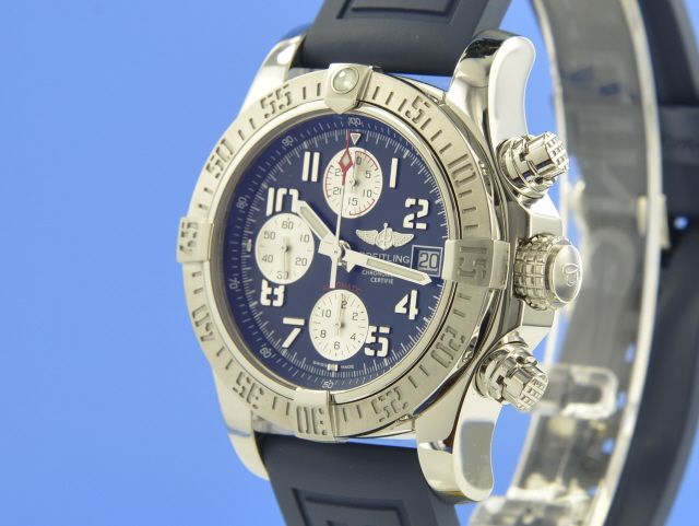 Breitling Avenger II Chronograph