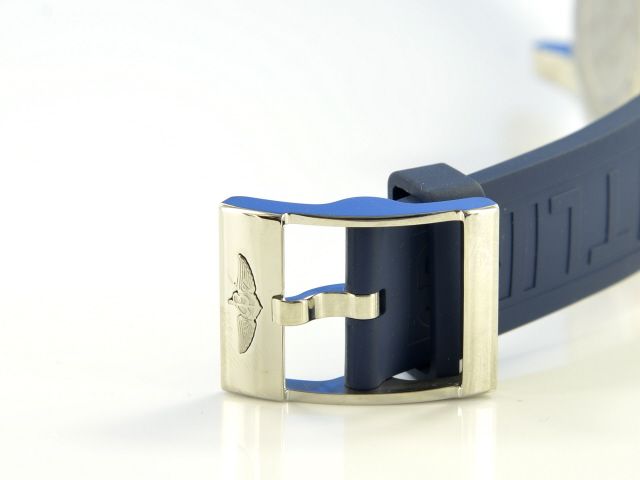 Breitling Avenger II Chronograph